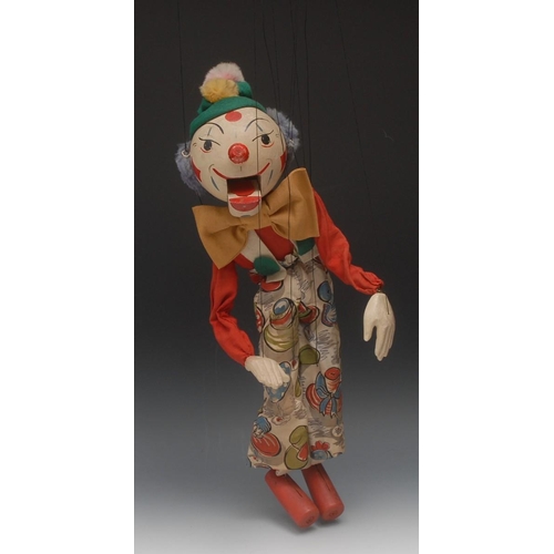 94 - SM 20'' White Faced Clown - extremely rare, Pelham Puppets SM 20'' Range, large round wooden head, p... 