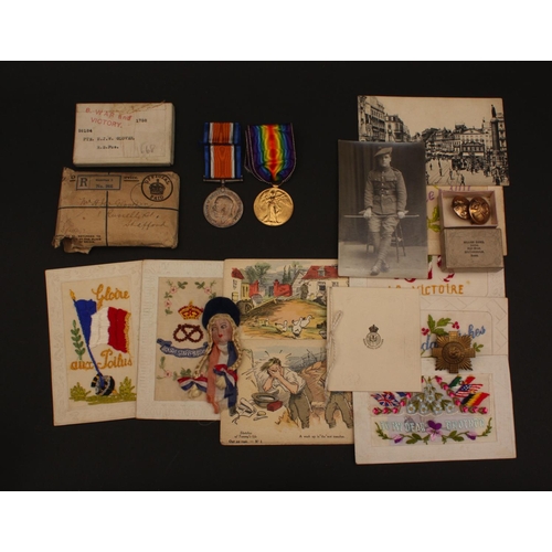 317 - Medals, World War One, Pair, 59184 PTE H(erbert) J.W. GLOVER R.S. Fus, in box of issue and Registere... 