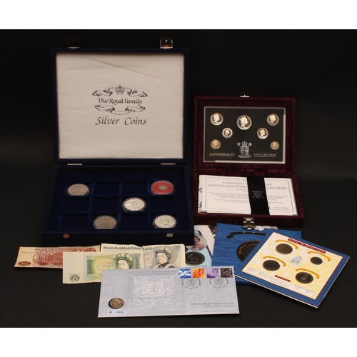 329A - Coins, Royal Mint, Silver Proof Set 1p-50p, 1996; Royal Mint 1994 £2 Trial Set; Proof Silver Crowns,... 