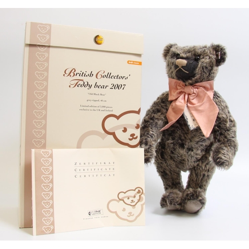 332 - Steiff British Collectors' teddy bear 2007 ''Old Black Bear'', limited edition of 01067/3000 pieces,... 