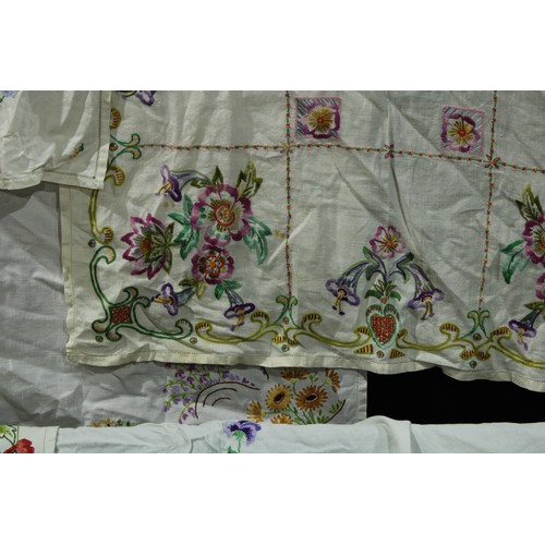 426 - Textiles - hand embroidered table cloths and lace edged linen