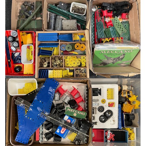 2091 - Engineering/Constructional Toys – a substantial collection of Meccano parts and accessories, compris... 