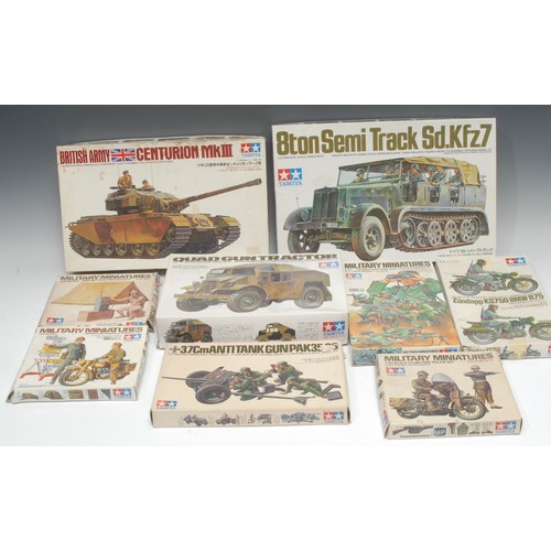 2095 - Tamiya 1:35 scale model kits, comprising 35045-600 quad gun tractor, boxed; MT130-1000 British Army ... 