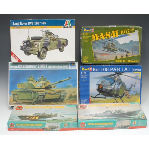 2096 - Model kits, comprising Trumpeter 1:35 scale 00323 British challenger 2 MBT (Op.Telic) Iraq 2003, box... 