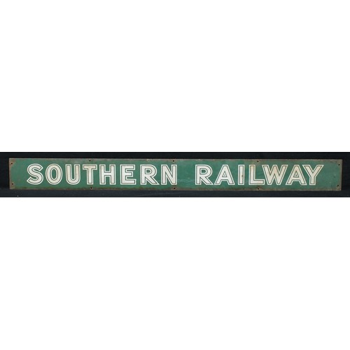 2243 - Railwayana – a Southern Railway rectangular shaped enamel poster board heading, raised white sunshin... 