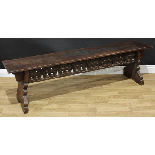 1508 - Frank Pratt of Derby - a 17th century style oak window seat or bench, rectangular top above a frieze... 