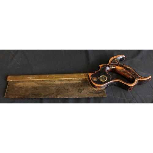 1553 - Three Brass backed tenon saws by Henry Disston and sons; a J.Tyzack & Son tenon saw; another. (5)

P... 