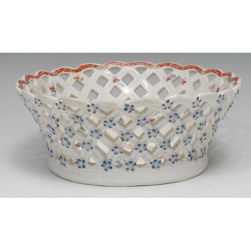 122 - A Bow Two Quail pattern flared circular basket, typically decorated in the Kakiemon idiom in polychr... 