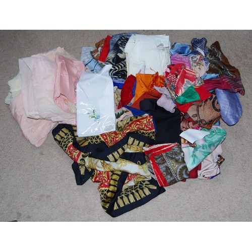 287 - Quantity of ladies scarves

**Please note all lots must be collected from Sudbury, Derbyshire on the... 