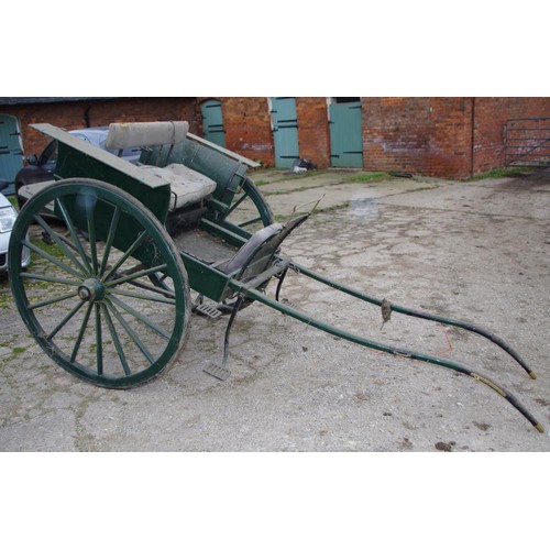 301 - A Pony  two wheel Gig, spoke wheels, previously used with Fell pony, good conditon

**Please note al... 