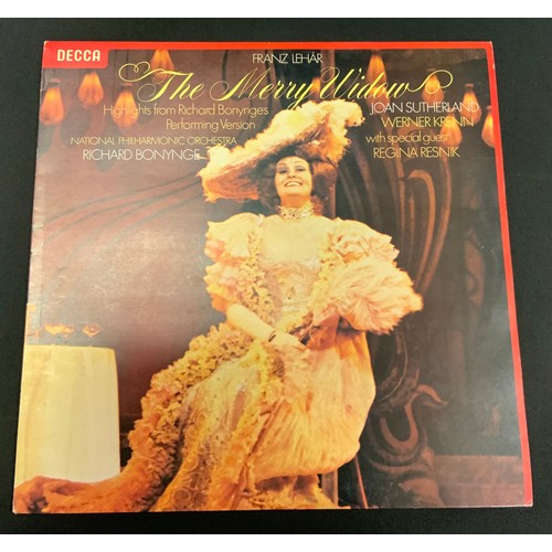 168 - Autographs & Vinyl Records - Opera and classical music autographed boxed sets etc signatures inc Bel... 