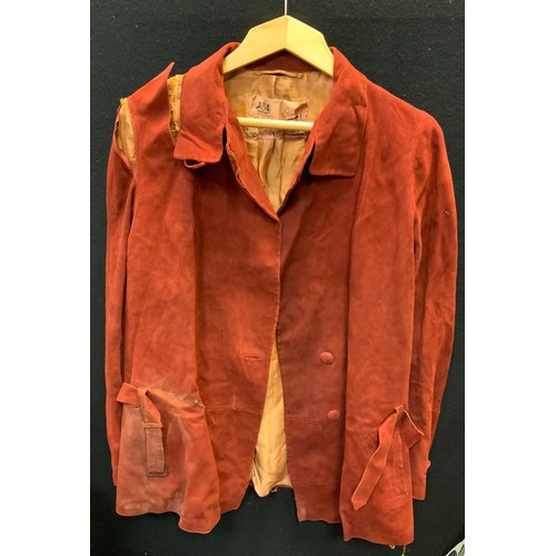 212 - Fashion & Textiles - a vintage 1960s Debenham & Freebody russet coloured suede jacket, labelled by a... 