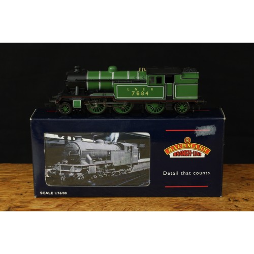 5085 - Bachmann Branch-Line OO Gauge 31-608 V3 2-6-2 tank locomotive, Doncaster, LNER lined green livery, N... 