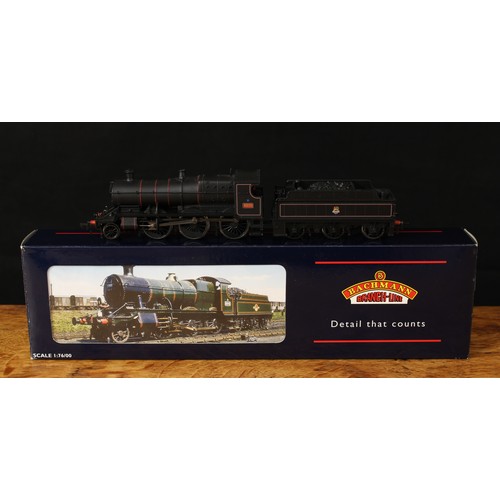 5087 - Bachmann Branch-Line OO Gauge 31-828 43XX 2-6-0 locomotive and six wheel tender, BR black lined live... 