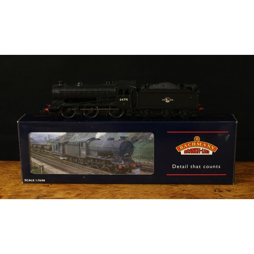 5088 - Bachmann Branch-Line OO Gauge 31-862 J39 0-6-0 locomotive and six wheel tender, BR black livery, No.... 