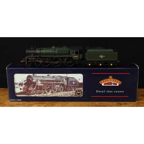 5097 - Bachmann Branch-Line OO Gauge 32-500 Standard Class 5MT 4-6-0 locomotive and six wheel tender, BR gr... 