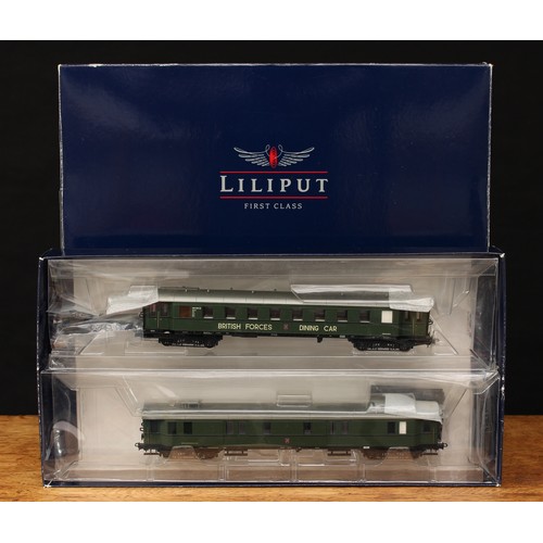 5112 - A Bachmann Liliput First Class 1:87 HO Gauge L350041 British Army in Germany Epoch III two piece coa... 