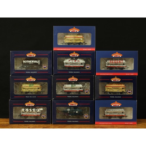 5108 - Bachmann Branch-Line OO Gauge tank wagons, comprising 37-2015K 14-ton tank wagon 'Dorman Long', boxe... 