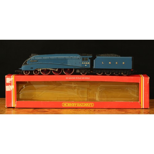 5150 - Hornby Railways OO Gauge R327 LNER 