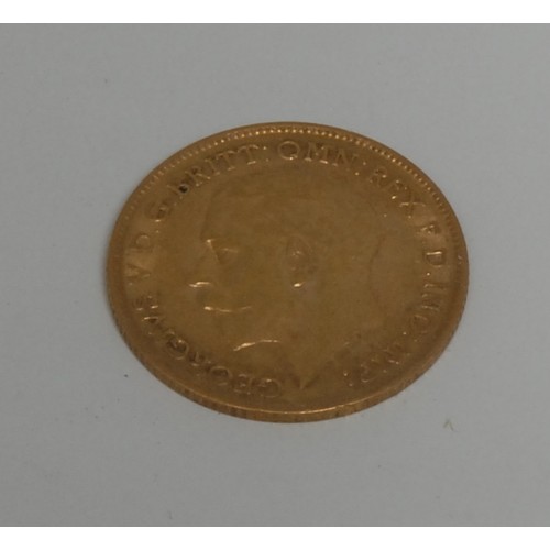 3944 - Coin, GB, George V, 1911, gold half-sovereign, 4g, [1]