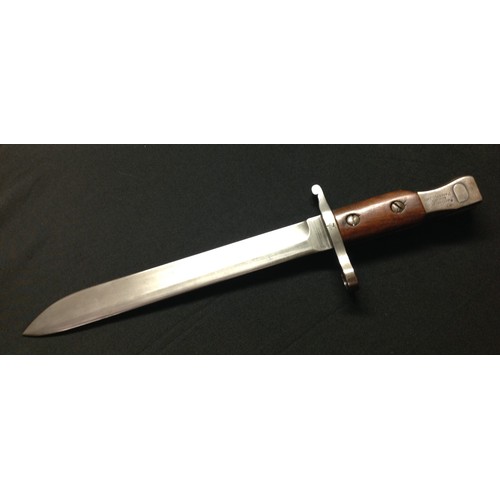 55 - WW1 Canadian Ross Bayonet, first production version with original unmodified blade tip. Single edged... 