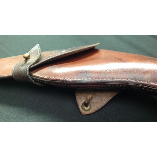 59 - WW1 British Army Brown Leather Officers Revolver Holster. No markings. Closure strap with stud faste... 