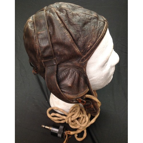 119 - WW2 RAAF Australian Pattern Leather Flying Helmet. Similar to the RAF B type. Makers label 