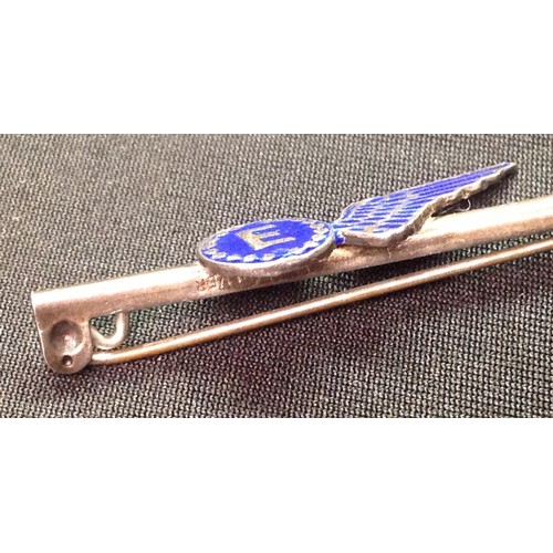 127 - WW2 British RAF Sweetheart Brevette Half Wing tie pins: Both is dark blue enamel, one for Engineer a... 