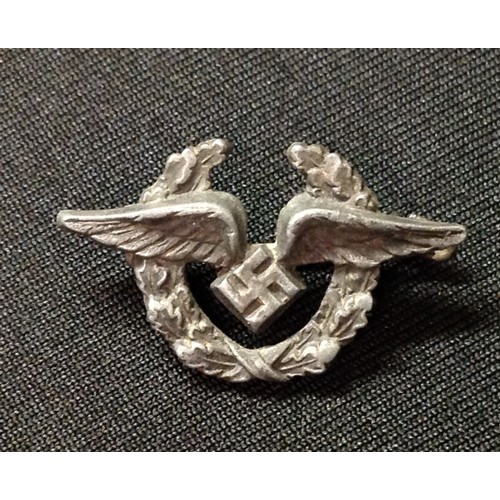 153 - WW2 Third Reich metal insignia: RAD enamel lapel stick pin with makers mark 