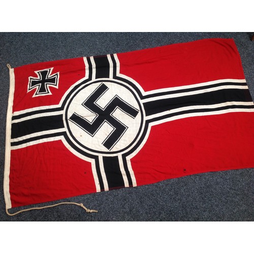 160 - WW2 Third Reich Reichskreigsflag size 150cm x 250cm. Maker marked 