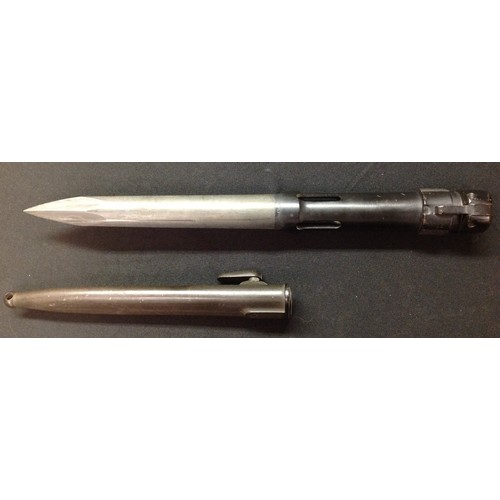 185 - South African R1 C type FAL Bayonet. 170mm long blade. Working release catch. Overall length 290mm. ... 