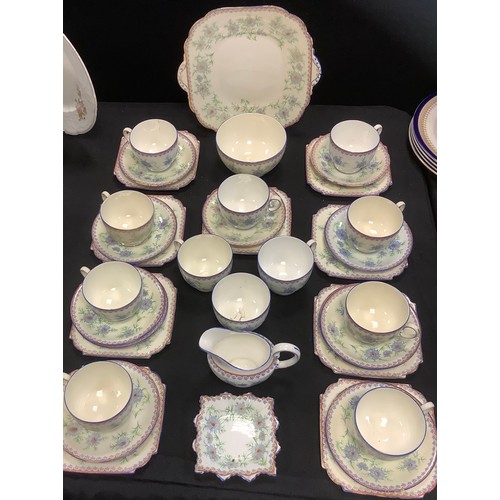Lot 125       