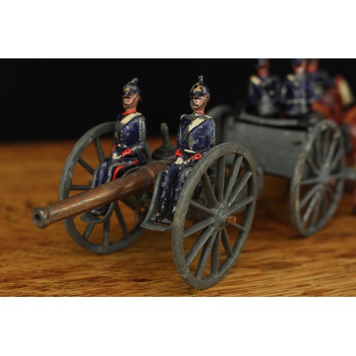 2114 - W Britain (Britains) No.144 Royal Field Artillery set, comprising limber and field gun being pulled ... 