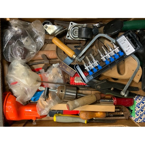 89 - Tools - Woodworking and Motoring, inc Taps & Dies, spanners, sockets , screw drivers, saws, fixings,... 