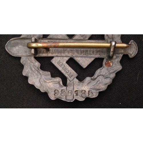 56 - WW2 Third Reich Bronzes SA-Sportabzeichen - SA Sports Badge in Bronze. Issue number 958135. Maker ma... 