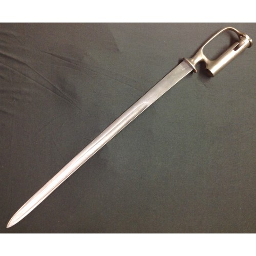 60 - British East India Company Sapper and Miner’s sword bayonet made by Heighington. Designed to fit a B... 