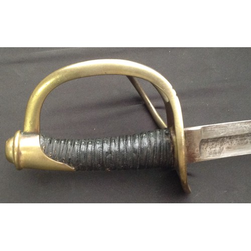 69 - US Civil War 1864 Pattern Cavalry Sabre with curved fullered single edged blade 840mm in length. No ... 