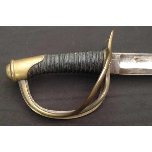 69 - US Civil War 1864 Pattern Cavalry Sabre with curved fullered single edged blade 840mm in length. No ... 