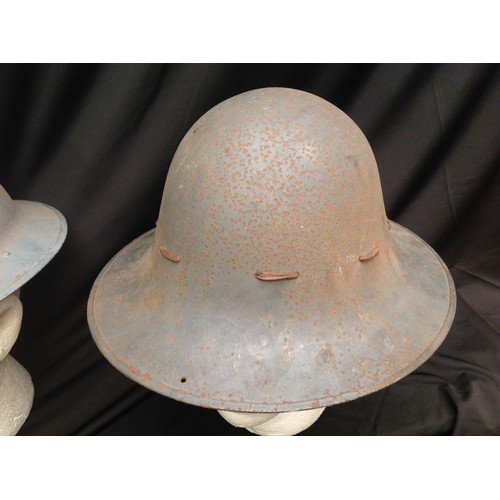 119 - WW2 British Home Front Helmets: Grey painted 1939 dated MkII helmet complete with size 7 1/4 liner b... 