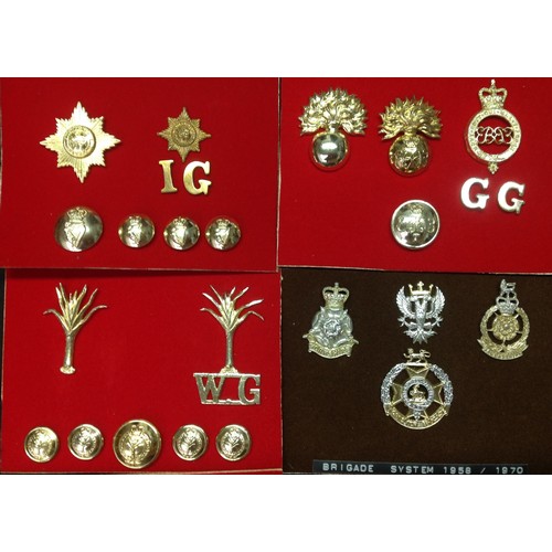 158 - A collection of British Army Staybritie Cap badges and modern metal issue cap badges comprising of: ... 