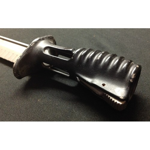 180 - British SA80 Bayonet with 180mm long blade. Much original black finish remains to grip. Working rele... 