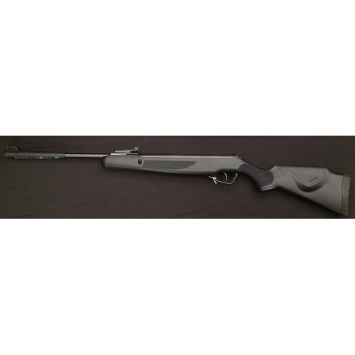 188 - Stoeger Model X20 .22 cal Air Rifle serial no. STG1615597. 425mm long barrel . Black ABS stock and p... 