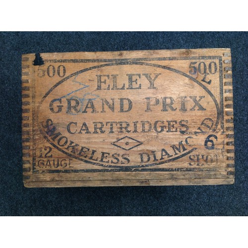 195 - A collection of Four Vintage Eley Grand Prix Shotgun Cartridge Wooden Transit Boxes to contain 500 c... 