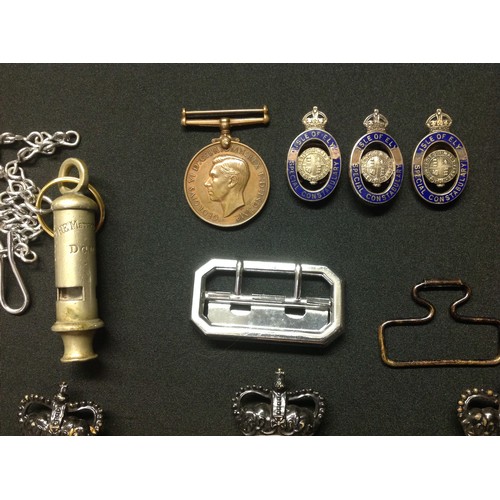 289 - A mixed collection of Police insignia from the Isle of Ely Constabulary to include: GR VI Police Spe... 