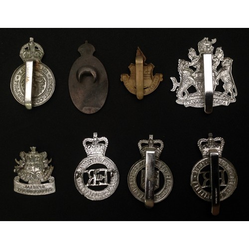 296 - A collection of Special Constabulary Police Cap Badges and Lapel badges to include: Kings Crown Isle... 