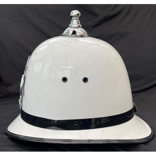 325 - Isle of Man Police Force White Helmet. Complete with Queens Crown Cap Badge, liner and chinstrap. Si... 