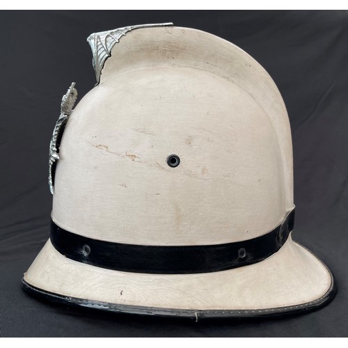 327 - Southend on Sea Constabulary Summer White Police Helmet complete with Queens Crown Helmet Plate. Mak... 