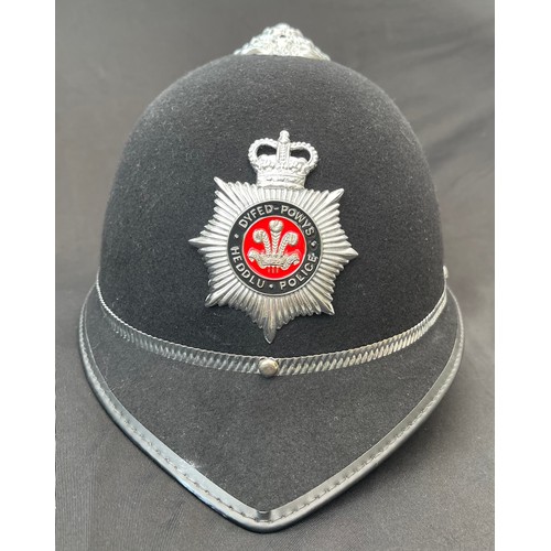 329 - Dyfed - Powys Police Heddlu Mounted Police Officers Helmet. Complete with Queens Crown Cap badge and... 