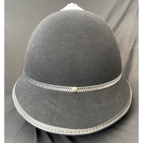 329 - Dyfed - Powys Police Heddlu Mounted Police Officers Helmet. Complete with Queens Crown Cap badge and... 