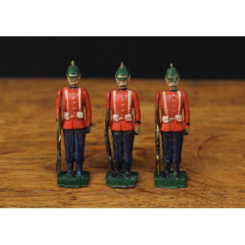 2301 - Abel, CD (Islington, London 1898-1914) three rare Somerset Light Infantry figures, each standing at ... 